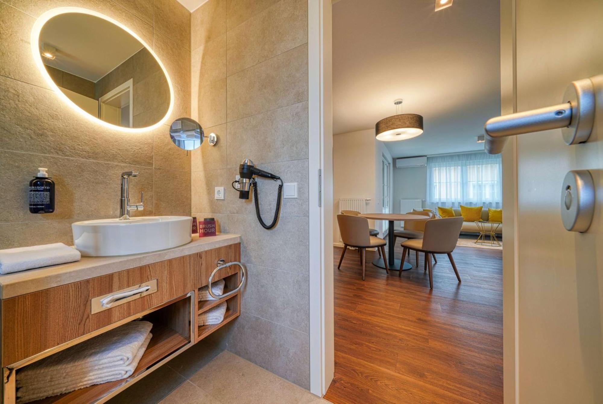 Fourside Hotel Ringsheim, Trademark Collection By Wyndham 外观 照片